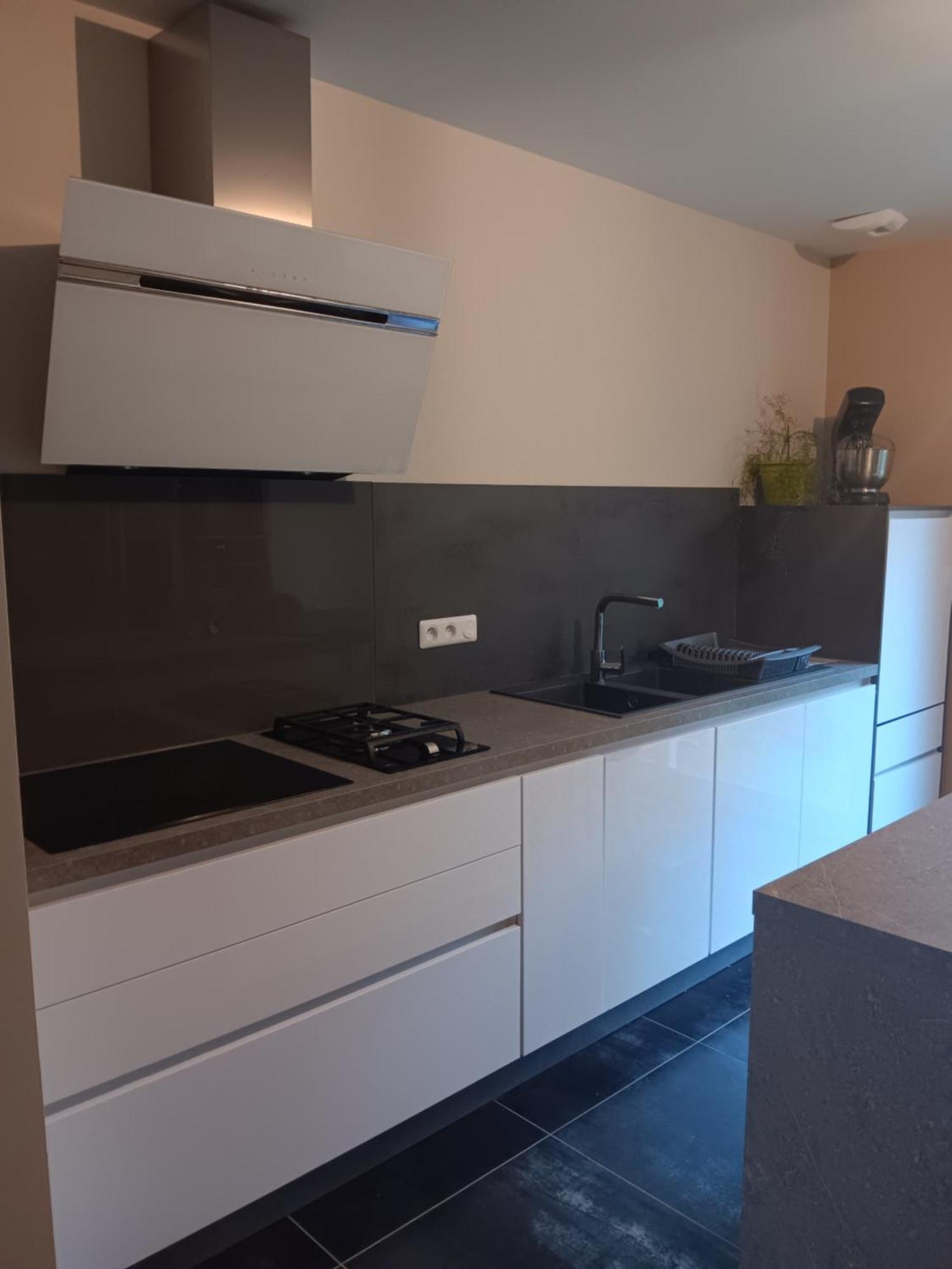 Chambre Privee Dans Une Maison Familiale Charmes  ภายนอก รูปภาพ